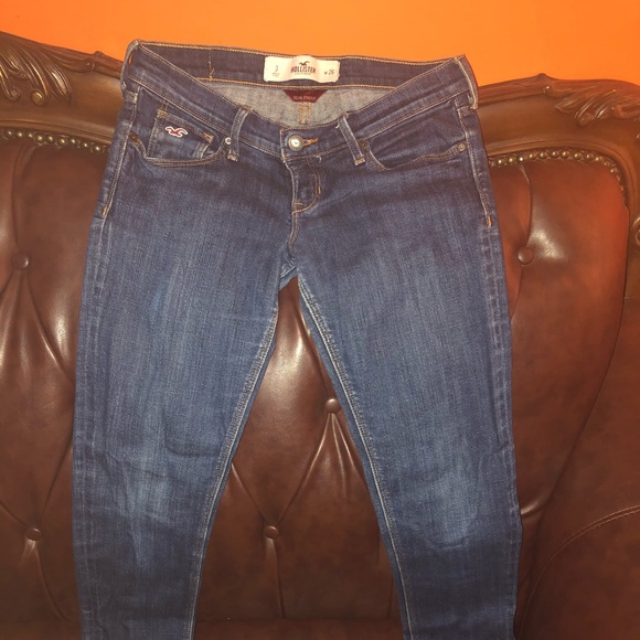 Hollister Blue Jeans juniors size 3....w26 - Picture 1 of 3
